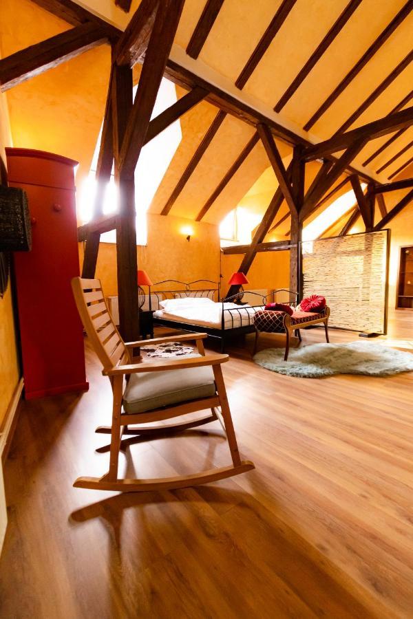 The Attic - Large Open-Space In The Old Town Of Brasov, Minutes Away From The Black Church Екстериор снимка